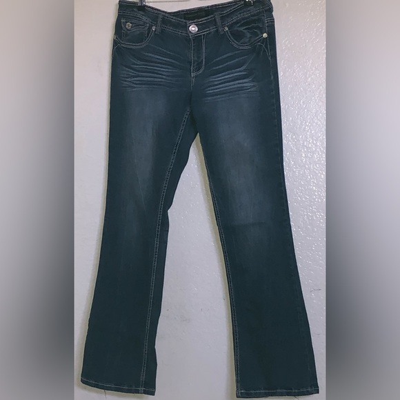 TWENTYONE BLACK JEANS BY RUE 21 - Picture 1 of 4
